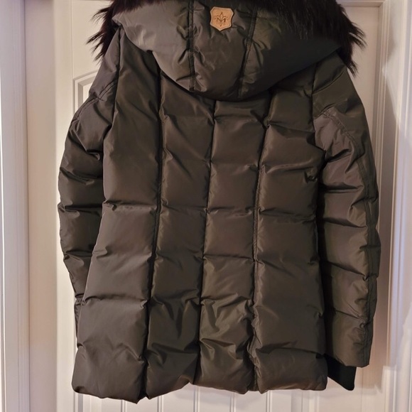 New Mackage women’s down puffer jacket - Picture 2 of 7